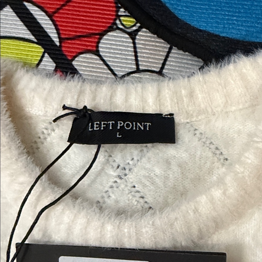 Left Point White Crewneck Sweater Runs Small ( Fits Medium ) - Picture 5 of 11